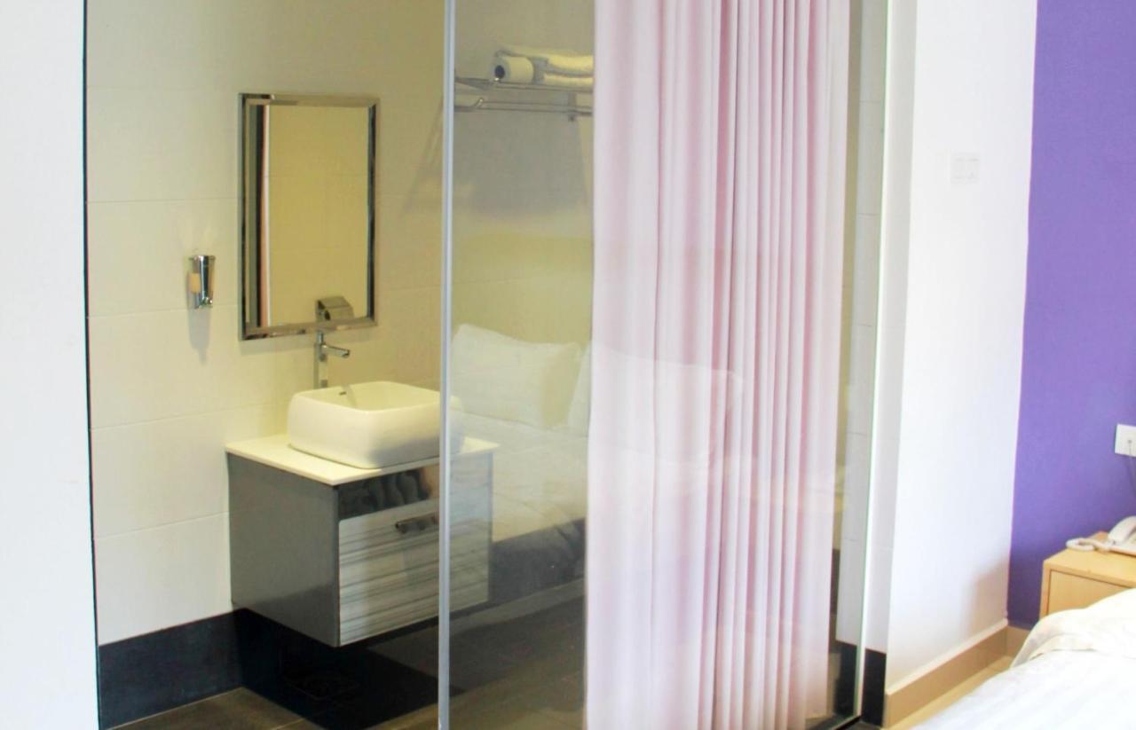 East Sun Hotel Sekinchan Extérieur photo